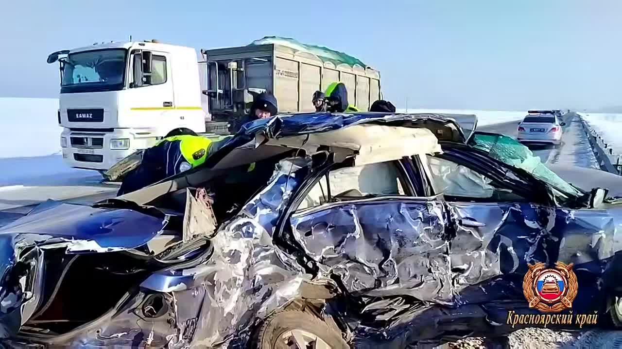 Смертельное ДТП на красноярской трассе, погибли два человека