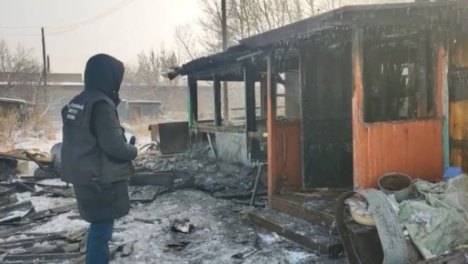 В МИНУСИНСКЕ В ПОЖАРЕ ПОГИБ 12-ЛЕТНИЙ РЕБЁНОК