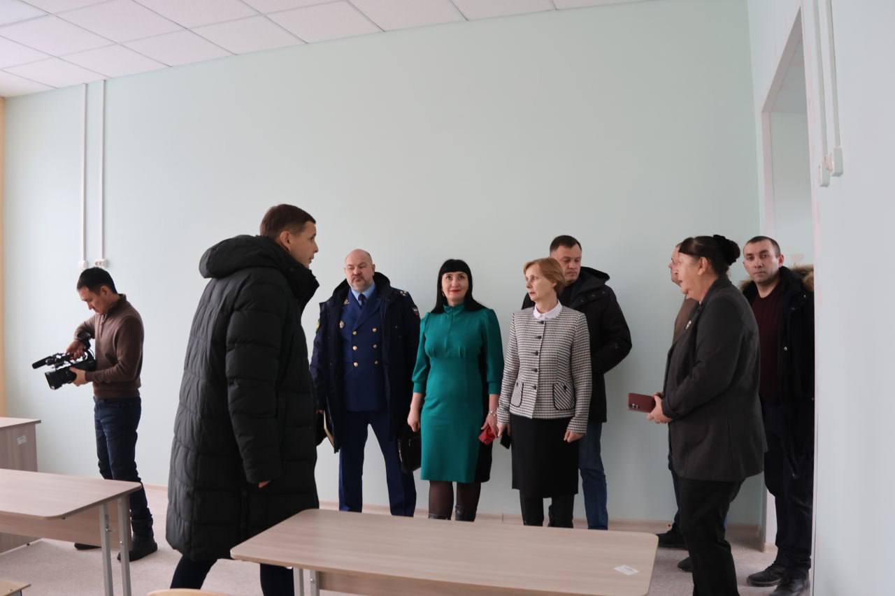 Алексей Лемин: Капитальный ремонт в школе № 1 будет завершен в апреле Алексей Лемин: Капитальный ремонт в школе № 1 будет завершен в апреле