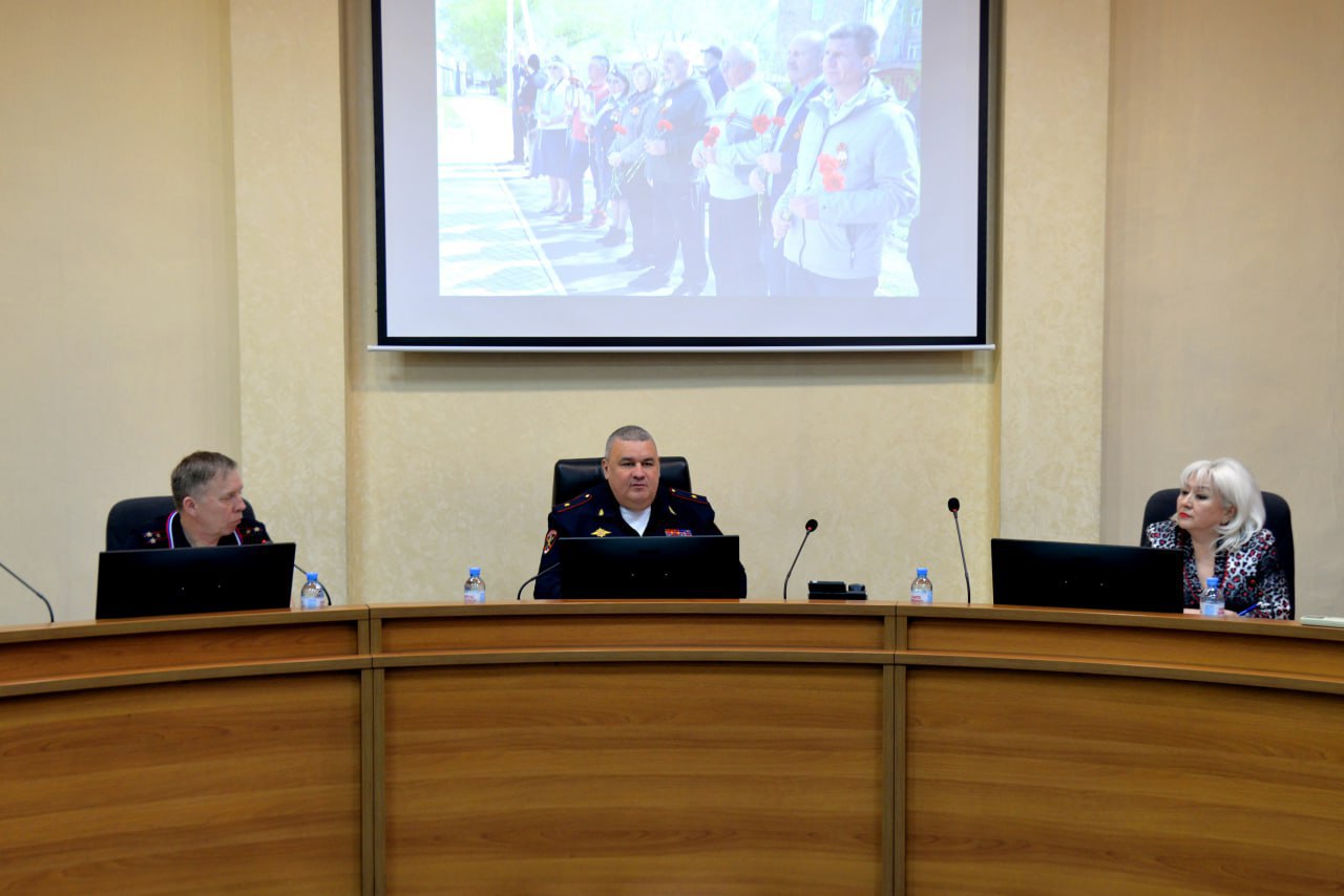 Ветераны органов внутренних дел Хакасии провели отчётную конференцию по итогам 2025 года Ветераны органов внутренних дел Хакасии провели отчётную конференцию по итогам 2025 года