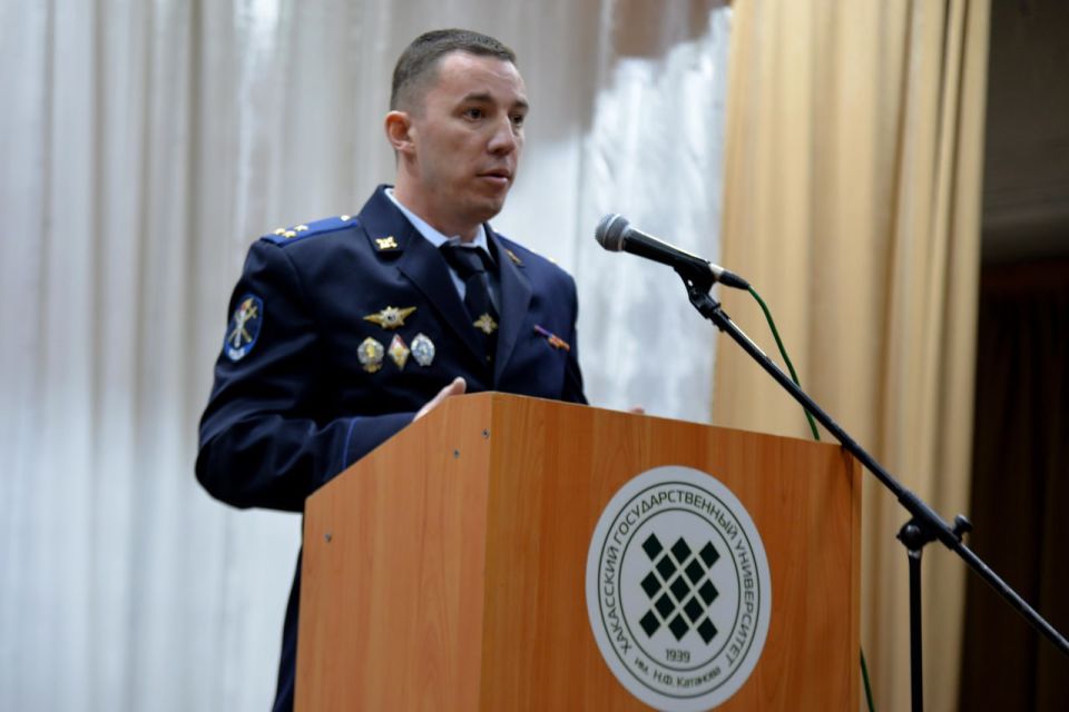 Спасти своё будущее: студенты сельскохозяйственного колледжа ХГУ им. Н.Ф Катанова узнали, как не стать дропперами