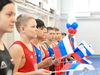 Глава Хакасии принял участие в открытии долгожданного зала борьбы в селе Аршаново