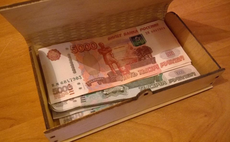 Оперуполномоченные угро саяногорской полиции задержали мужчину, похитившего денежные средства из шиномонтажной мастерской