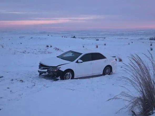 В Усть-Абаканском районе в результате ДТП пострадали водитель и несовершеннолетний пассажир В Усть-Абаканском районе в результате ДТП пострадали водитель и несовершеннолетний пассажир