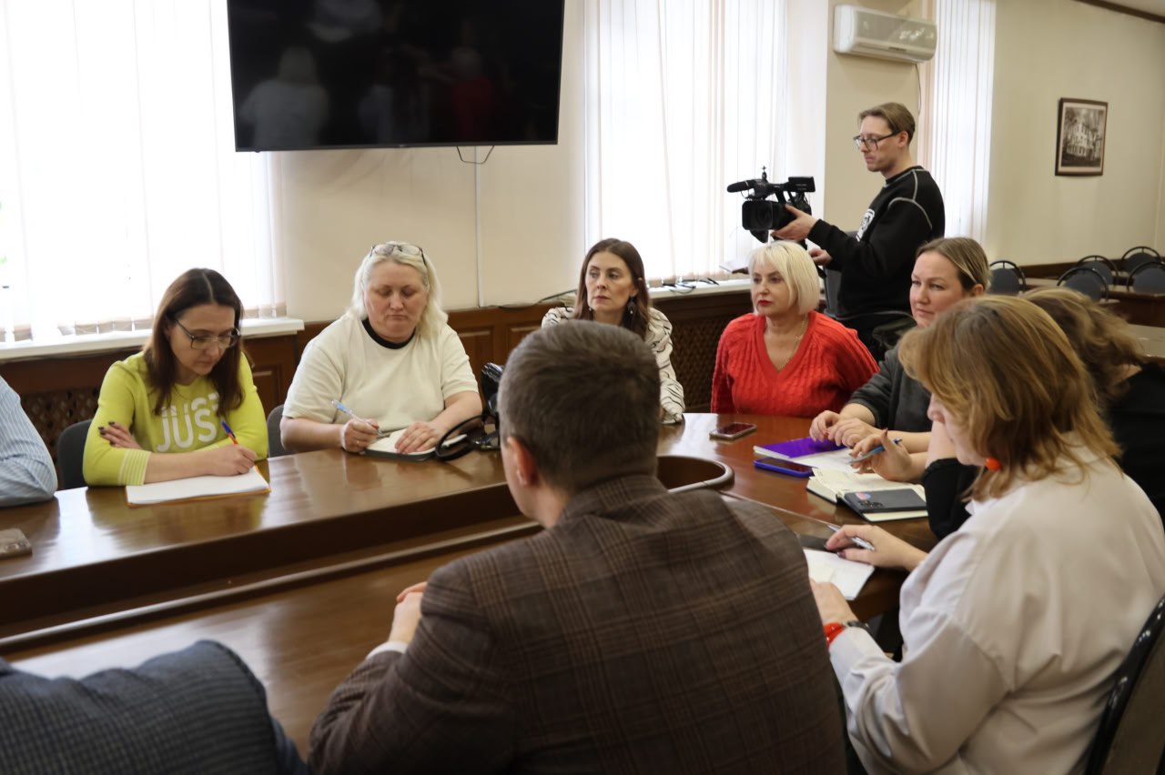 Сегодня в Администрации города Абакана состоялось совещание, посвящённое итогам празднования 2026 года и разработке концепции предстоящего 2027 года Сегодня в Администрации города Абакана состоялось совещание, посвящённое итогам празднования 2026 года и разработке концепции предстоящего 2027 года