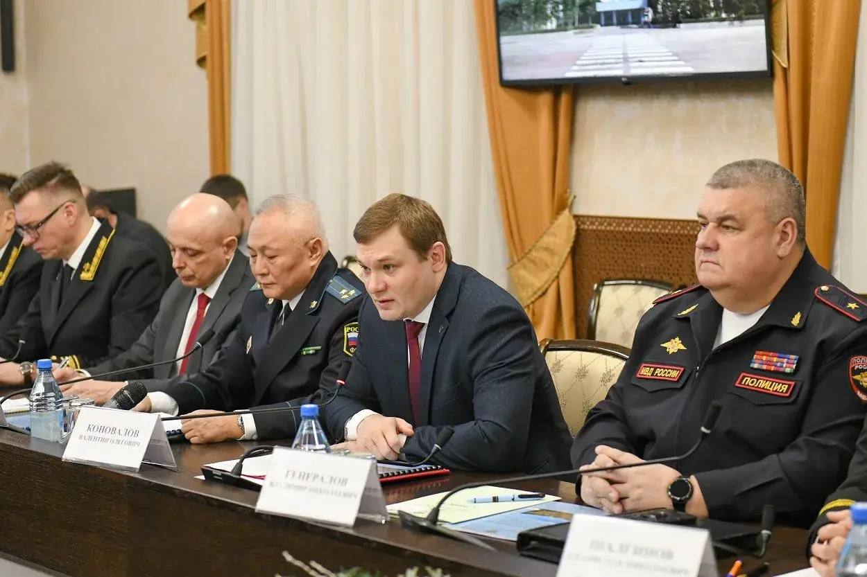 Партнерство с властью помогает приставам укреплять защиту прав жителей Хакасии Партнерство с властью помогает приставам укреплять защиту прав жителей Хакасии