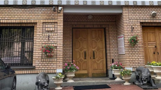 Как арест квартиры Ларисы Долиной может затянуться на месяцы: нюансы и причины