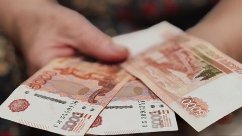 Кому предстоит вернуть часть пенсии: эксперты делятся важной информацией