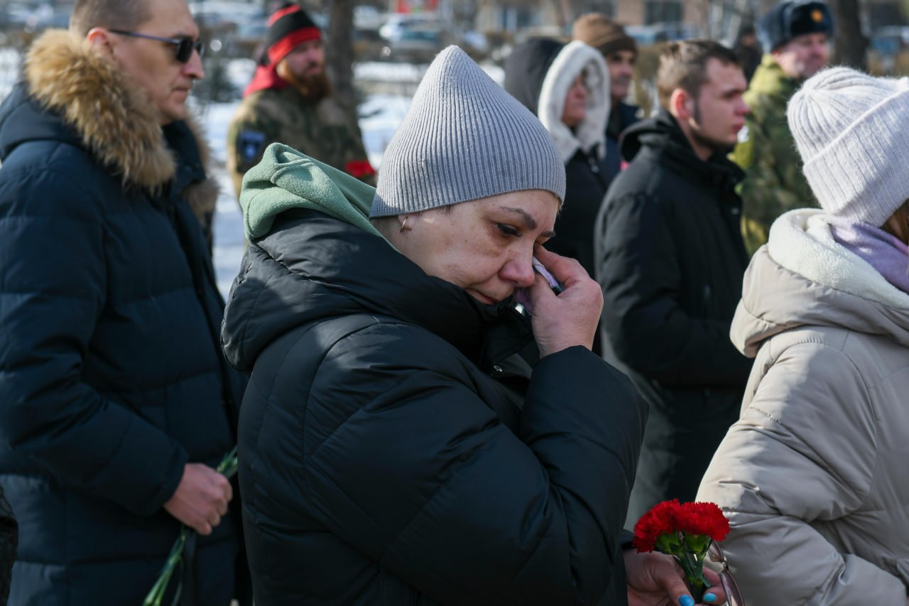 В АБАКАНЕ ПОЧТИЛИ ПАМЯТЬ ВОИНОВ-ГЕРОЕВ В АБАКАНЕ ПОЧТИЛИ ПАМЯТЬ ВОИНОВ-ГЕРОЕВ