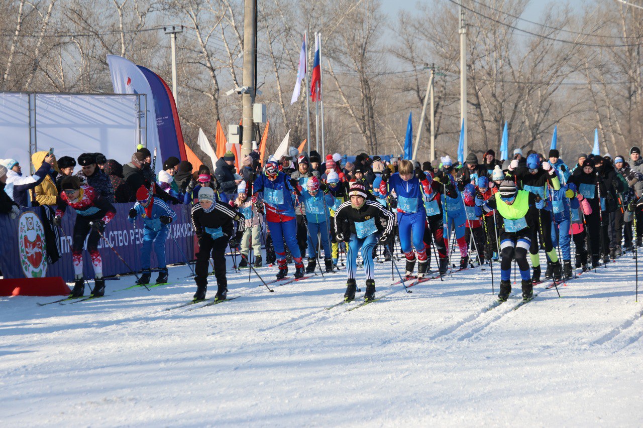 «Лыжня России»: праздник зимнего спорта в Абакане «Лыжня России»: праздник зимнего спорта в Абакане