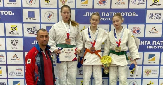 Хакасские дзюдоисты успешно выступили на всероссийских соревнованиях