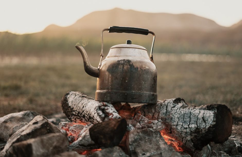Почему накипь в чайнике — это серьезная проблема и как с ней бороться
