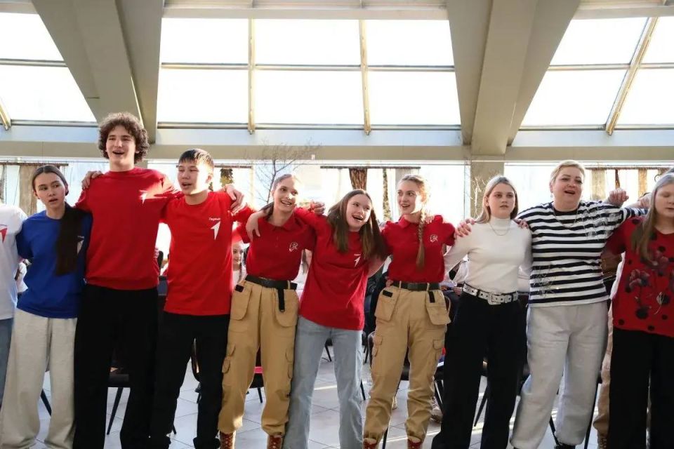 Патриотическая игра «Пой лото Патриот» объединила молодежь Хакасии