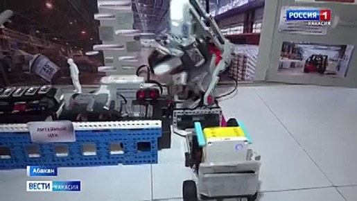 Создатели роботов выясняли, чья модель лучше