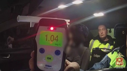 В Черногорске нетрезвый водитель предъявил госавтоинспекторам поддельное водительское удостоверение