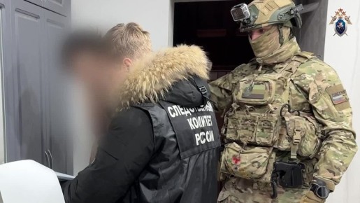 Руководитель казенного учреждения Емельяновского района обвиняется в превышении должностных полномочий