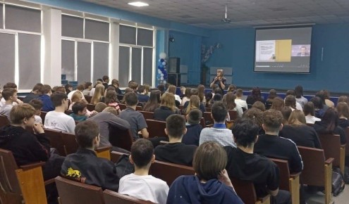 В Черногорске полицейские объяснили школьникам, что дроппер – это преступник