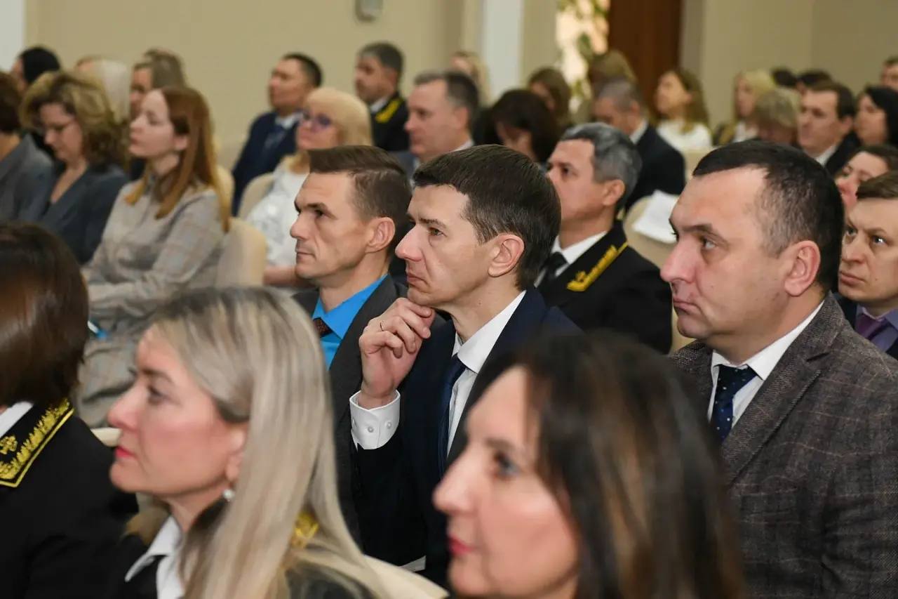 Суды Хакасии подвели итоги работы за 2025 Суды Хакасии подвели итоги работы за 2025