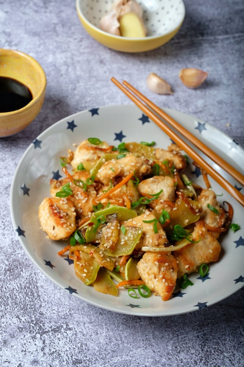 Невероятная курица с кабачками: вкусный азиатский рецепт