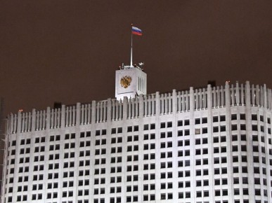 Правительство представило новые поправки к закону о ценах на нефть