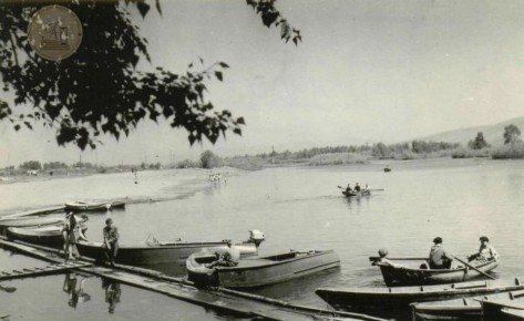 � 100-����� ������� ������� � ������� �������� ��������� ���