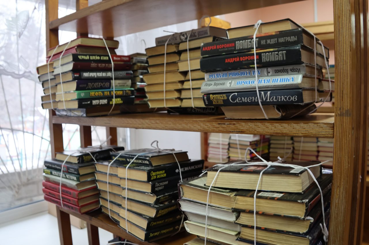 Сегодня библиотека-филиал № 12, расположенная по адресу ул. Богдана Хмельницкого, д. 156, начала свой долгожданный переезд Сегодня библиотека-филиал № 12, расположенная по адресу ул. Богдана Хмельницкого, д. 156, начала свой долгожданный переезд