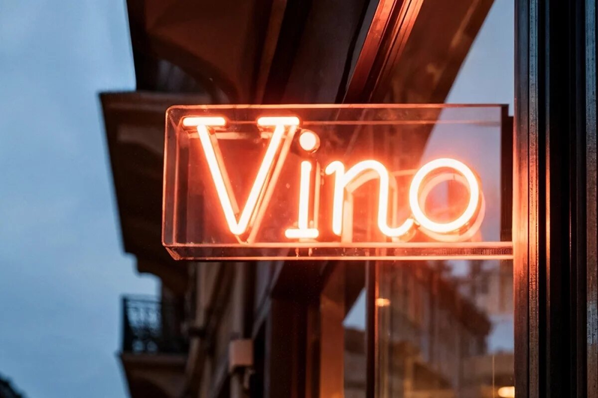 Новые правила для вывесок: как изменится оформление в России с марта 2026 года