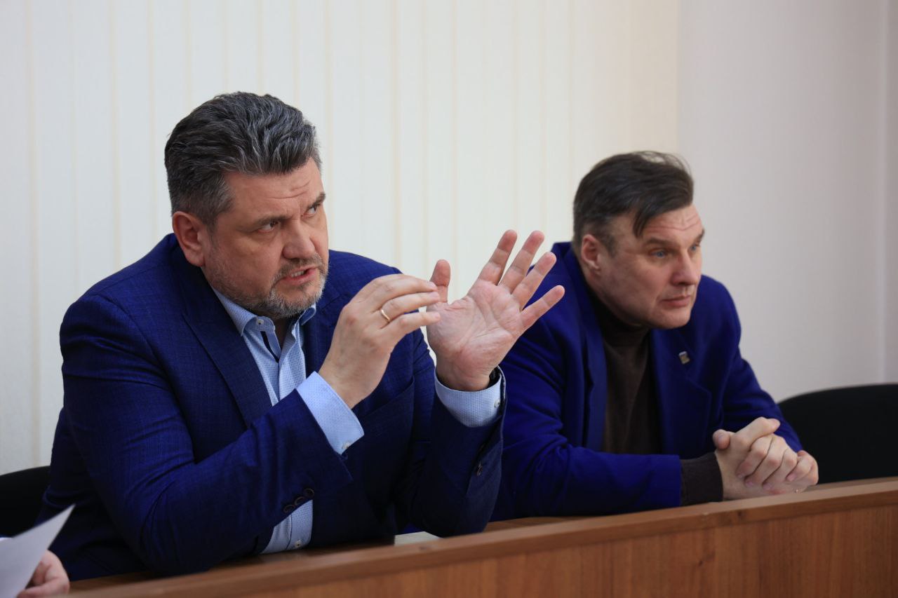 Правительство Хакасии поддержало необходимость строительства катка в Абазе Правительство Хакасии поддержало необходимость строительства катка в Абазе