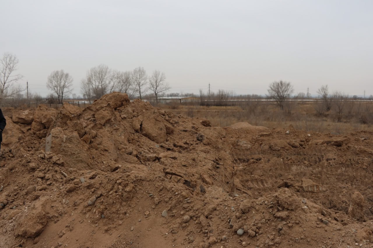 С приходом тёплых дней жители Абакана активно занимаются благоустройством своих придомовых территорий и дачных участков С приходом тёплых дней жители Абакана активно занимаются благоустройством своих придомовых территорий и дачных участков