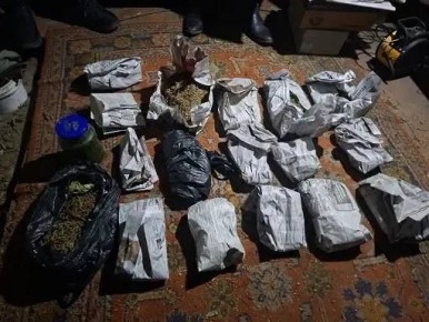 1,5 килограмма марихуаны хранил на летней кухне минусинец