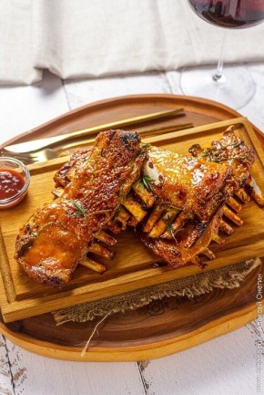 Восхитительные бараньи рёбрышки: как запечь вкусный ужин