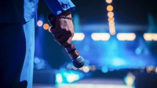 Российским исполнителям могут запретить иностранные псевдонимы