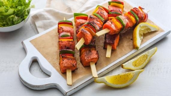 Неповторимые рецепты рыболовного шашлыка для летнего пикника