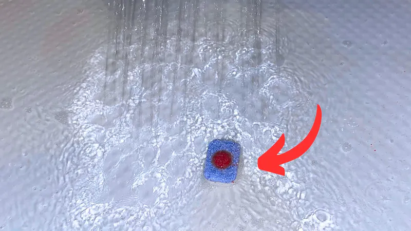 Как сохранить идеальную чистоту душевой кабины с помощью простых лайфхаков