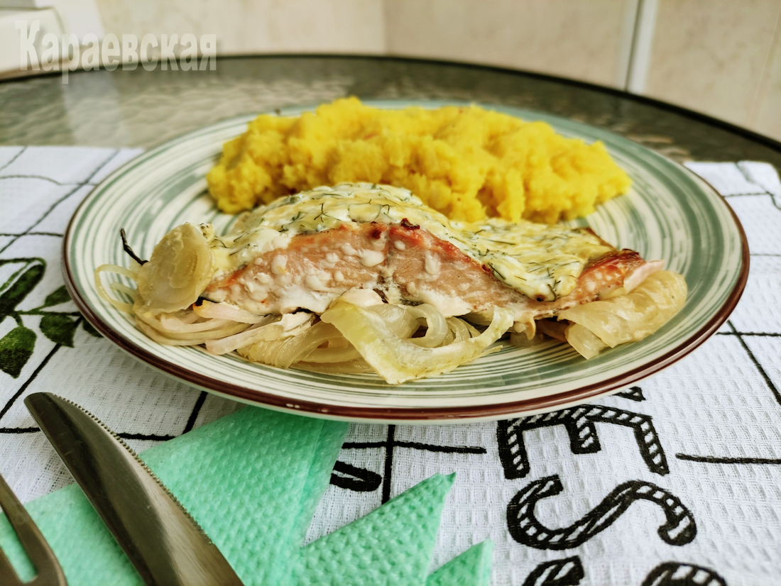 Тайны приготовления горбуши: нежное филе в сырно-сметанном соусе