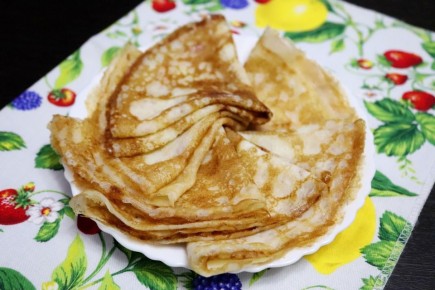 Нежные блинчики по рецепту Ларисы Рубальской: простота и вкус в каждой порции