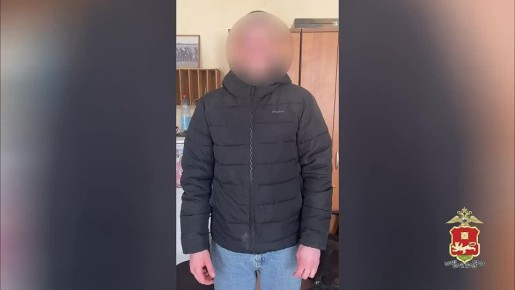 Сжег одежду и телефон, чтобы «замести» следы: курьера мошенников из Томска задержали полицейские Хакасии, он забрал у усть-абаканской пенсионерки почти 3 миллиона рублей