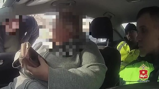 В Черногорске автоледи без прав и с несуществующими номерами оштрафована на 21,400 рублей