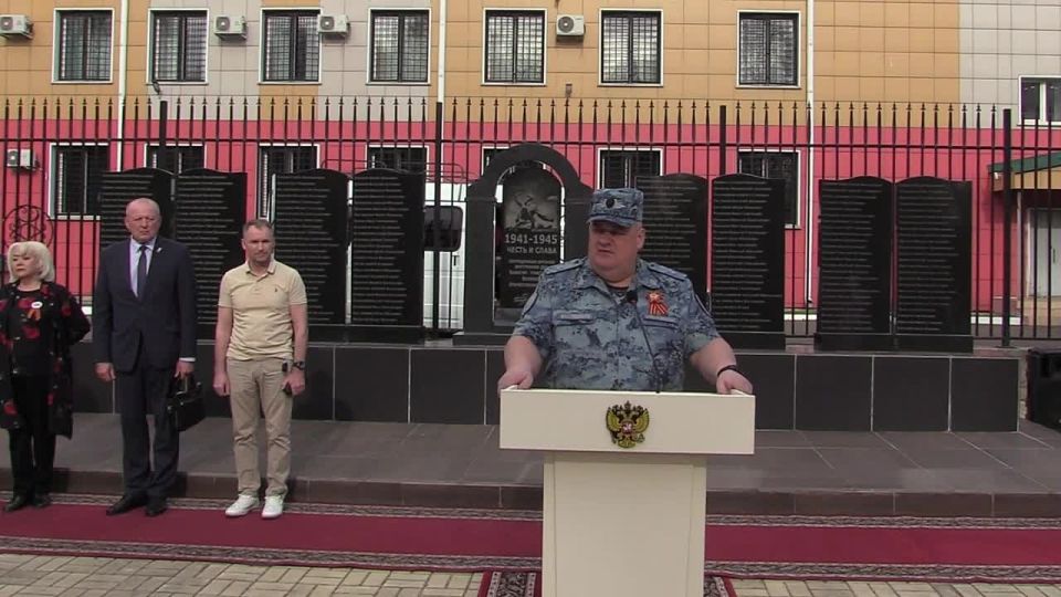 В Хакасии сводный отряд полиции торжественно проводили в служебную командировку на Северный Кавказ