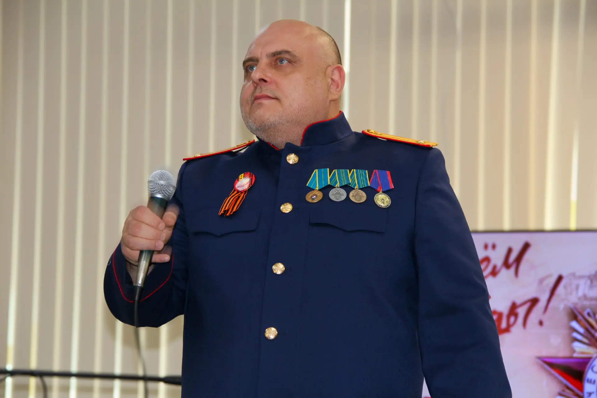 В Красноярске офицеры СК России организовали праздничный концерт для постояльцев пансионата «Солнечный», посвященный Дню Победы В Красноярске офицеры СК России организовали праздничный концерт для постояльцев пансионата «Солнечный», посвященный Дню Победы