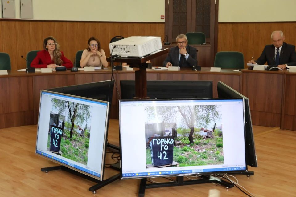 Рядом с домом должен быть порядок Рядом с домом должен быть порядок