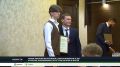 Глава Хакасии встретился со стобалльниками ЕГЭ