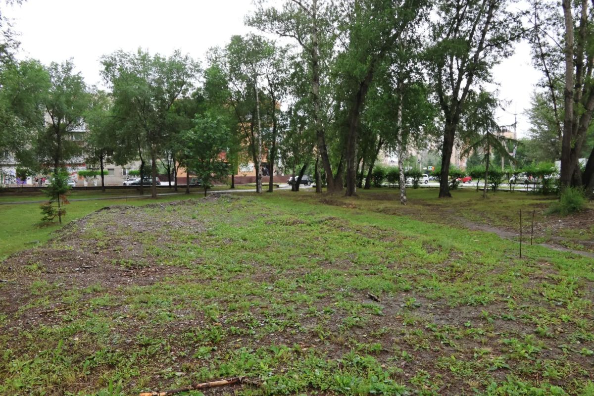 В Парке Победы «Муниципальный жилищный фонд» приступил к разбивке территории для устройства детской площадки В Парке Победы «Муниципальный жилищный фонд» приступил к разбивке территории для устройства детской площадки
