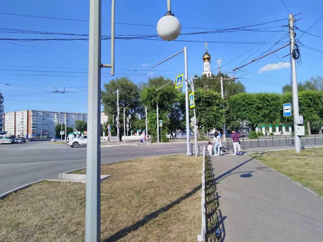 На еженедельном коммунальном штабе Глава города Абакана Алексей Лемин обсудил с профильными руководителями текущее содержание городских территорий, а также исполнение контрактов по ямочному ремонту и обустройству пешеходных... На еженедельном коммунальном штабе Глава города Абакана Алексей Лемин обсудил с профильными руководителями текущее содержание городских территорий, а также исполнение контрактов по ямочному ремонту и обустройству пешеходных...
