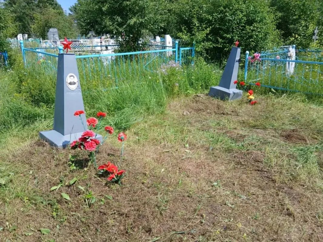 Захоронение ветеранов Великой Отечественной войны привели в порядок «Волонтёры Победы» в Орджоникидзевском районе Захоронение ветеранов Великой Отечественной войны привели в порядок «Волонтёры Победы» в Орджоникидзевском районе