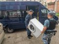 Забыл о долге: в Хакасии приставы заставили расплатиться по счетам водителя BMW