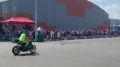 На парковке спорткомплекса имени Николая Булакина рёв моторов, дым, запах жжёной резины и прилив адреналина Отважные райдеры вышли на площадку «Трасса мечты»