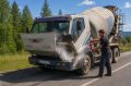 В Таштыпском районе водитель потушил цементовоз