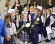 Сегодня улицы Абакана наполнились особым волнением и ароматом осенних цветов