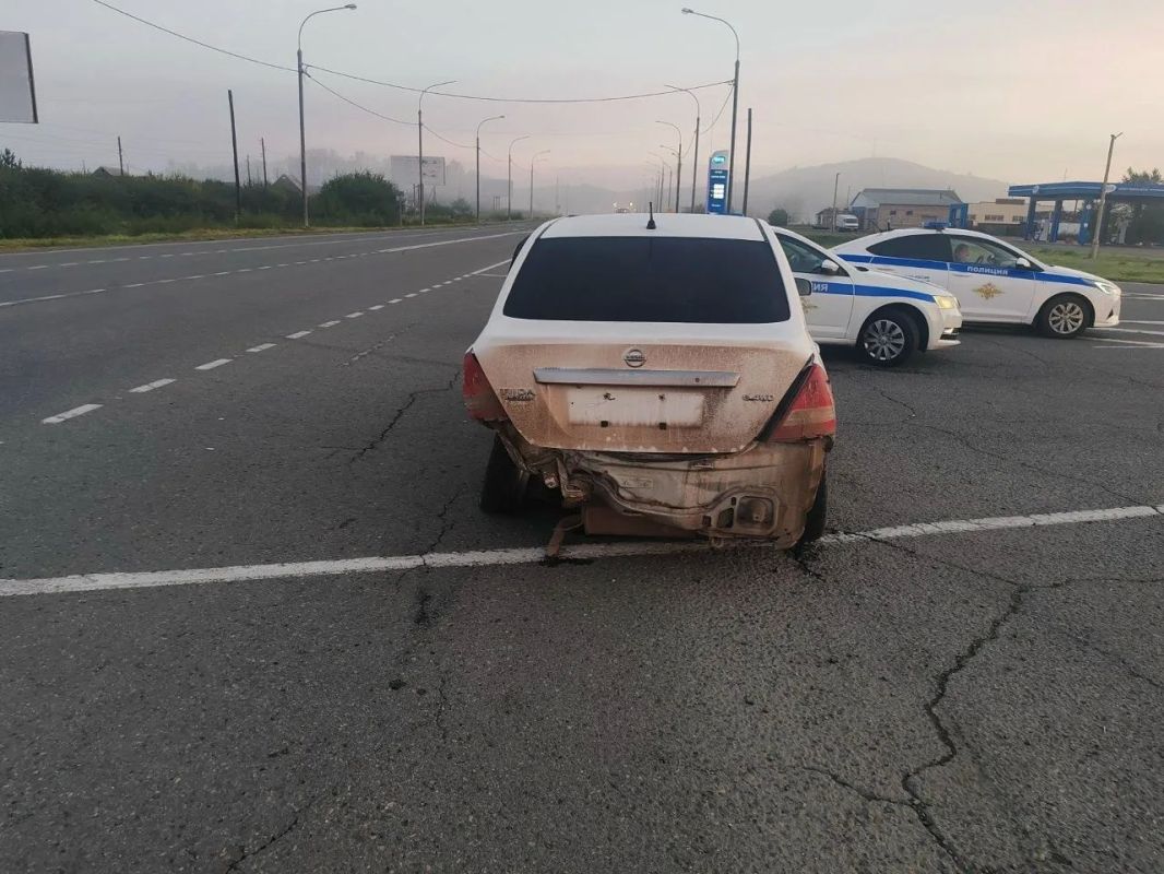 В Хакасии нетрезвый водитель врезался в автомобиль и покинул место ДТП В Хакасии нетрезвый водитель врезался в автомобиль и покинул место ДТП